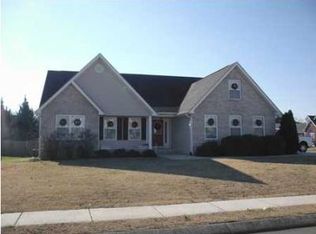 48 Rock Creek Trl, Ringgold, GA 30736