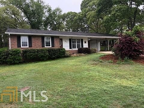 1st image of 617 Skyway Dr