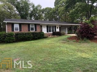 617 Skyway Dr, Warner Robins, GA 31088