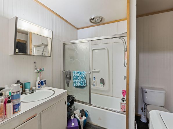 lewiston-maine-120625293 picture