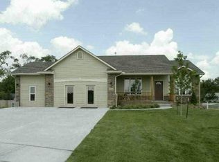 625 Cedar, Benton, KS 67017