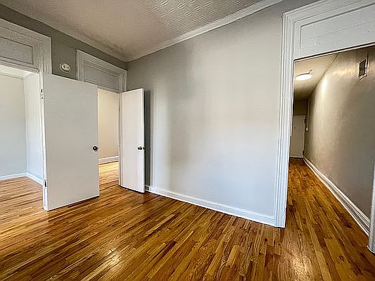 2nd image of 647 4th Ave APT 7