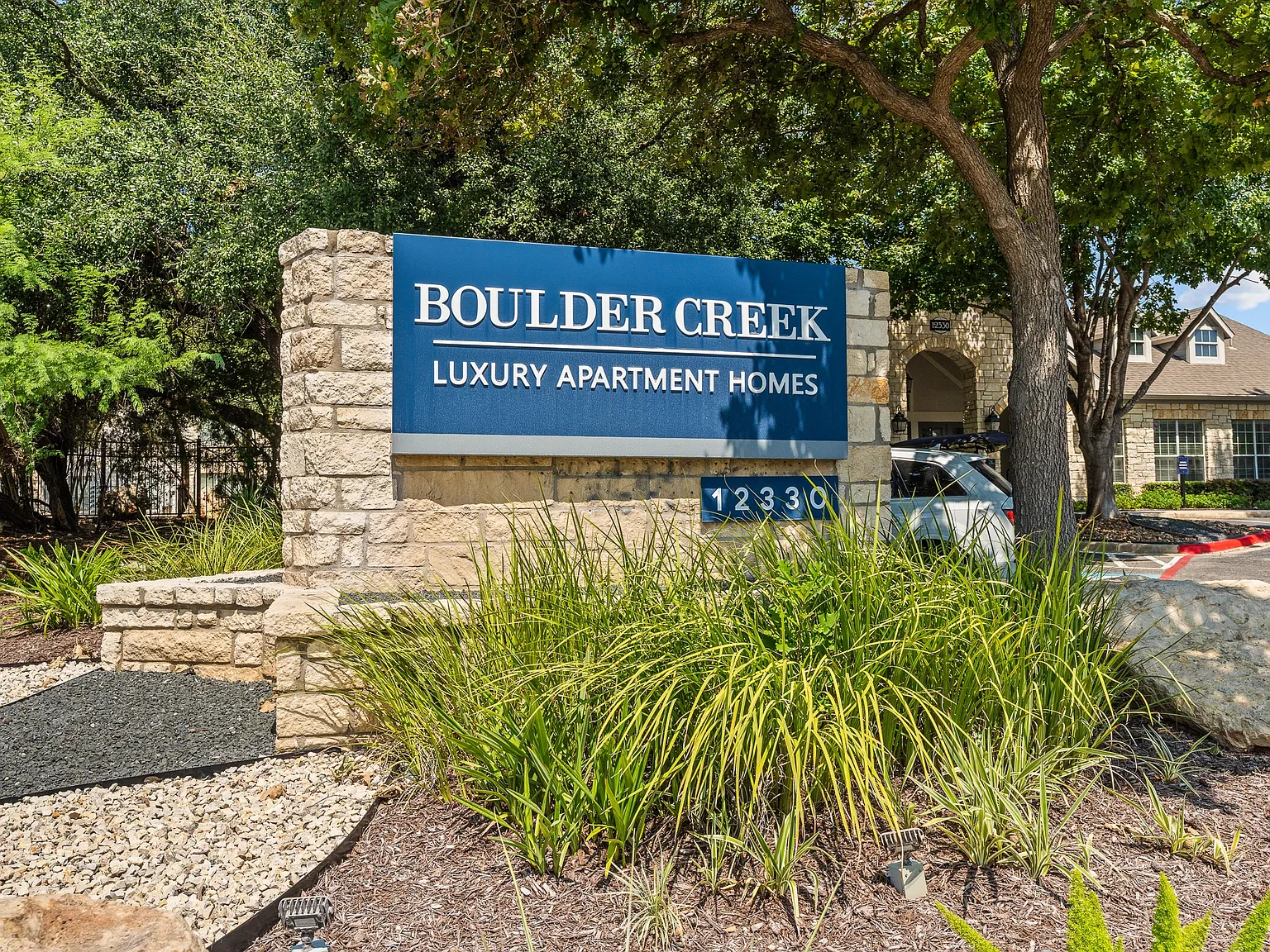 Boulder Creek Apartments — Photo 2