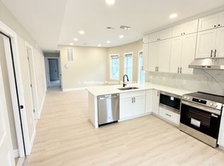 231 Highland Ave, Somerville, MA 02143