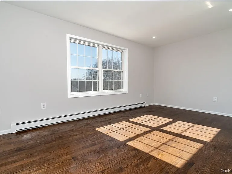 35 Harrison Ave — Photo 13