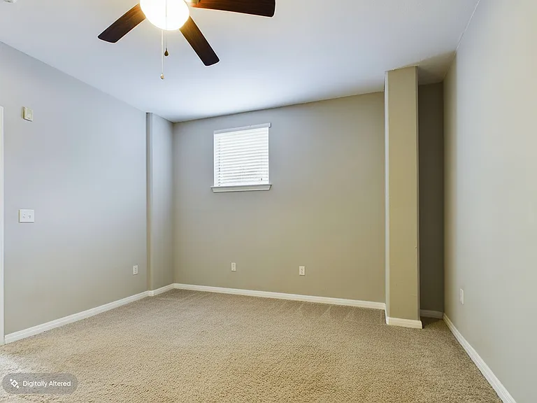 2502 Leon St #100 — Photo 6