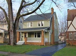 2100 Hampstead Rd, Cleveland Hts, OH 44118