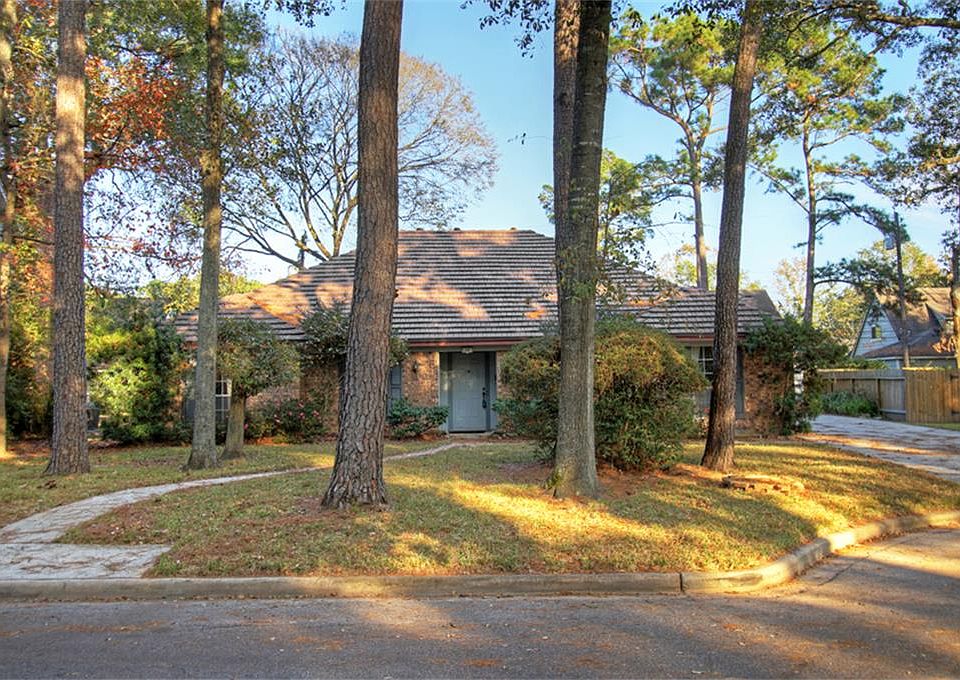 1st image of 13 Woody Creek Dr