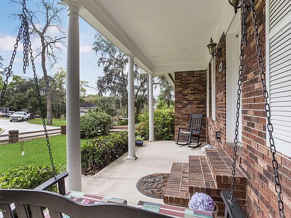 5th image of 3861 Novaline Ln S