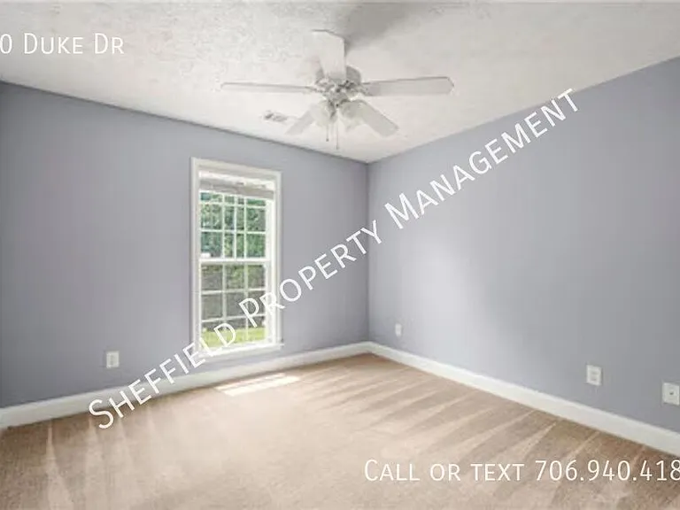60 Duke Dr — Photo 16