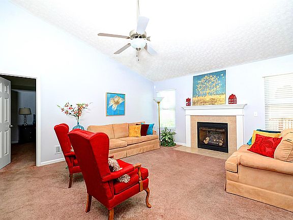 5th image of 3000 Mary Crest Dr