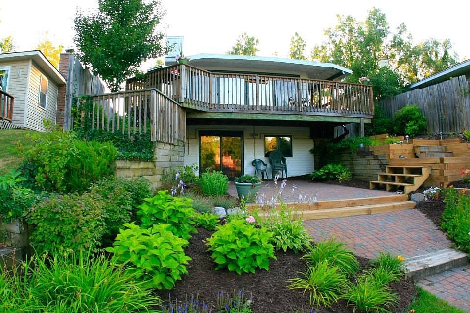 1st image of 100 Shorewood Ct