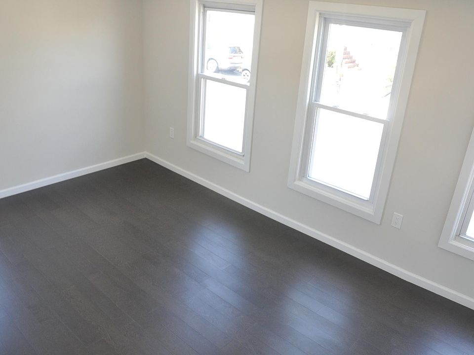 Upstairs Livingroom