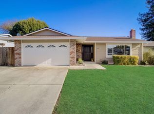 1566 Bungalow Ln, Petaluma, CA