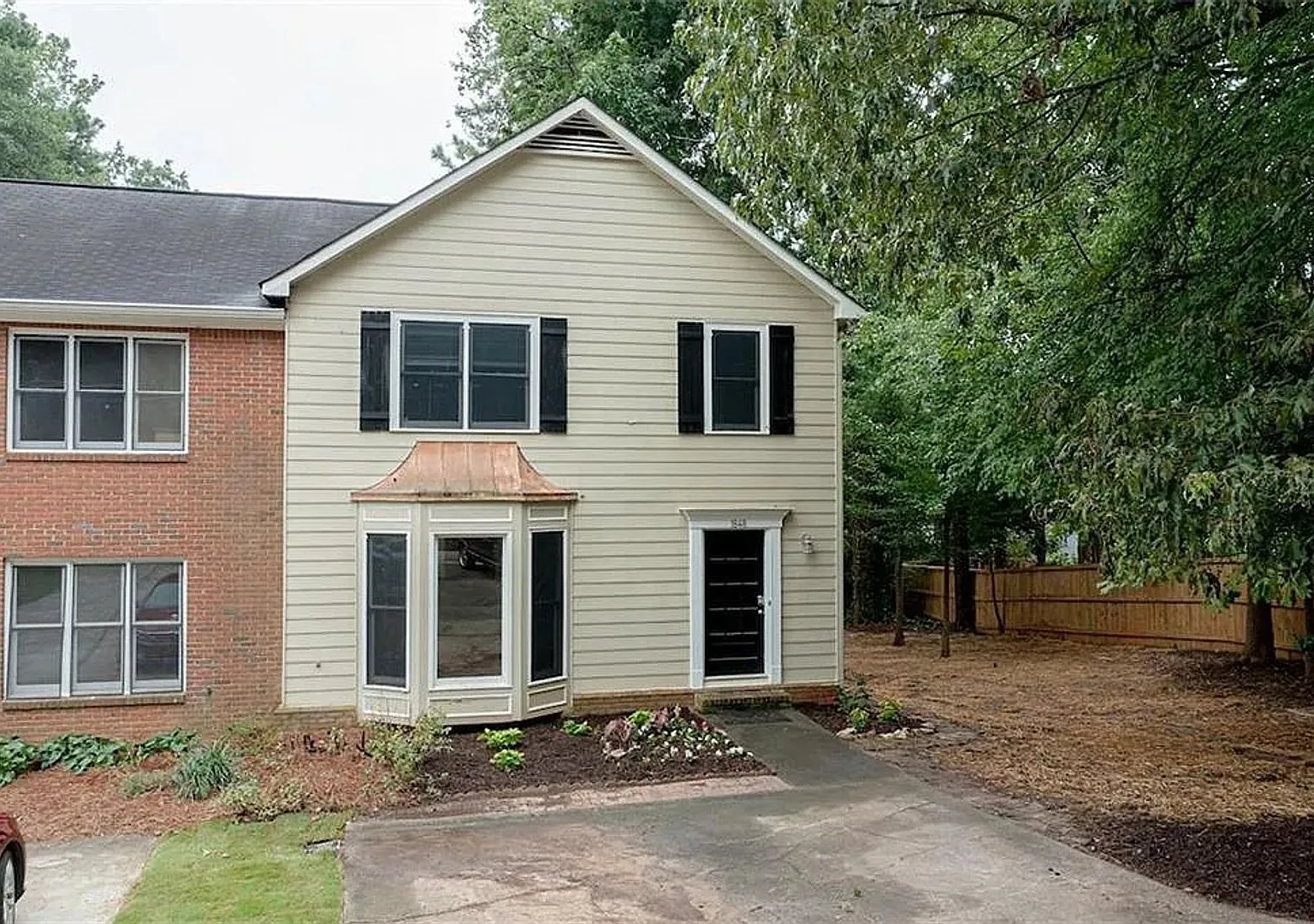 Room in 3 Bedroom Home at Cooper Lake Dr SE — Photo 1