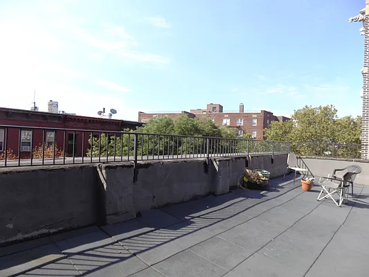 Rented by Blue Egg Realty Corp | media 23