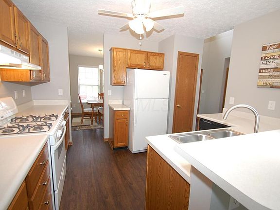 3rd image of 1001 Cape Charles Dr