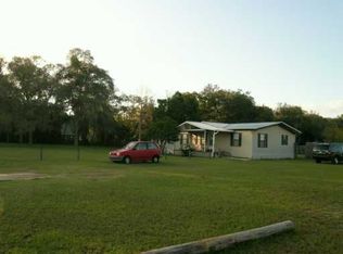 35351 Barton Dr, Zephyrhills, FL 33541