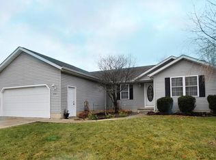 751 Timber Wolf Ln, Lagrange, OH 44050