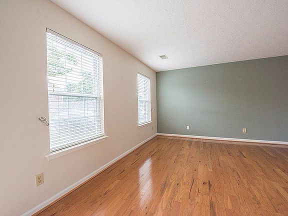 5th image of 3692 Arbor Dr APT 7