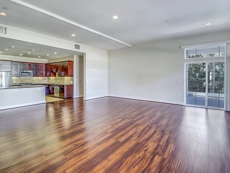 Axis 2300 Apartments — Photo 60