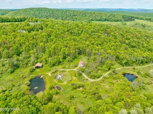 181 Starlight Lake Rd, Starlight, PA 18461