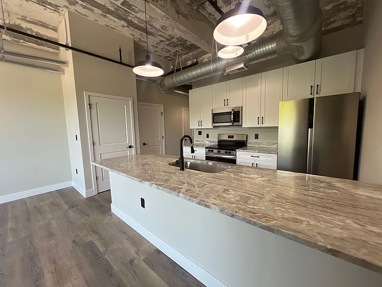 119 E Princess Anne Rd — Photo 140