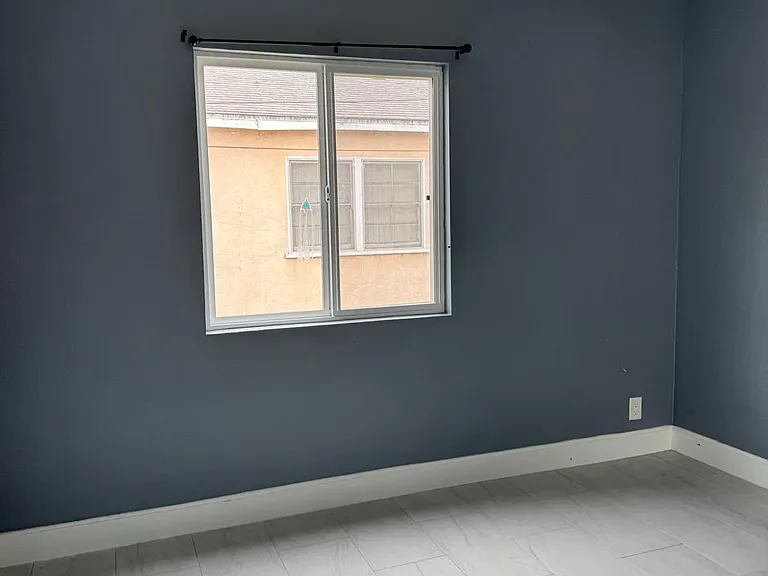 4219 1/4 Menlo Ave #4219.25 — Photo 11