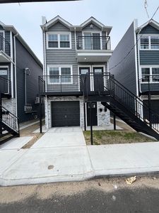 159 Beach 25th St #1, Far Rockaway, NY, 11691