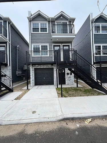 161 Beach 25th St Photo 1