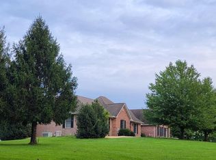 357 Salt Lake Rd, Fawn Grove, PA 17321