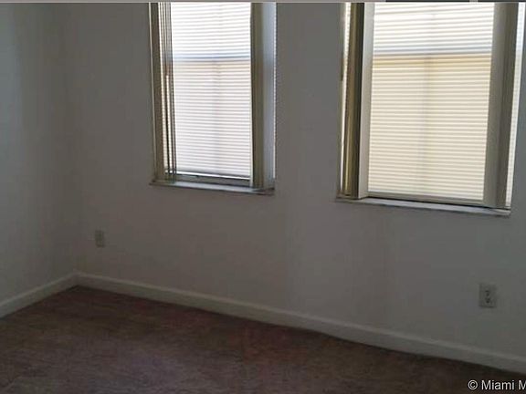 4th image of 4009 SW 156th Ave #211