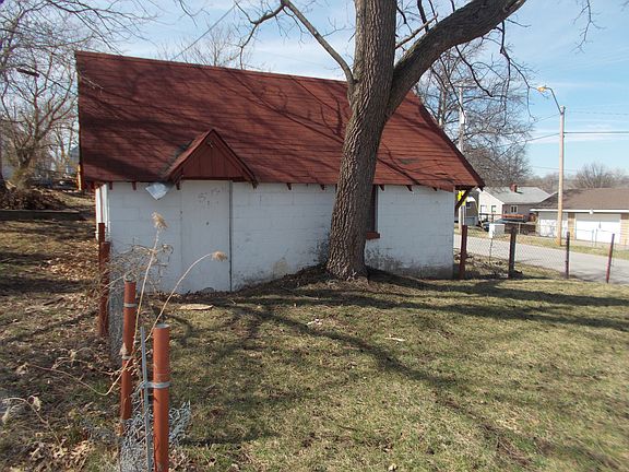 5th image of 4100 Cleveland Ave