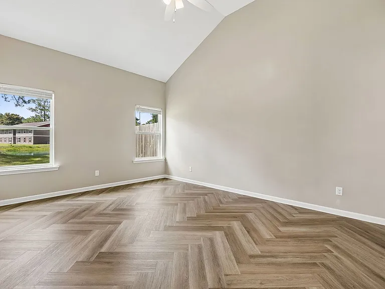 326 Gary Cir — Photo 20