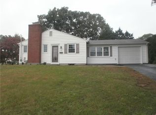 84 Pine Crest Dr, Woonsocket, RI 02895