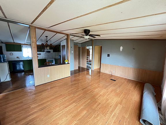 5th image of 2780 Jefferson St