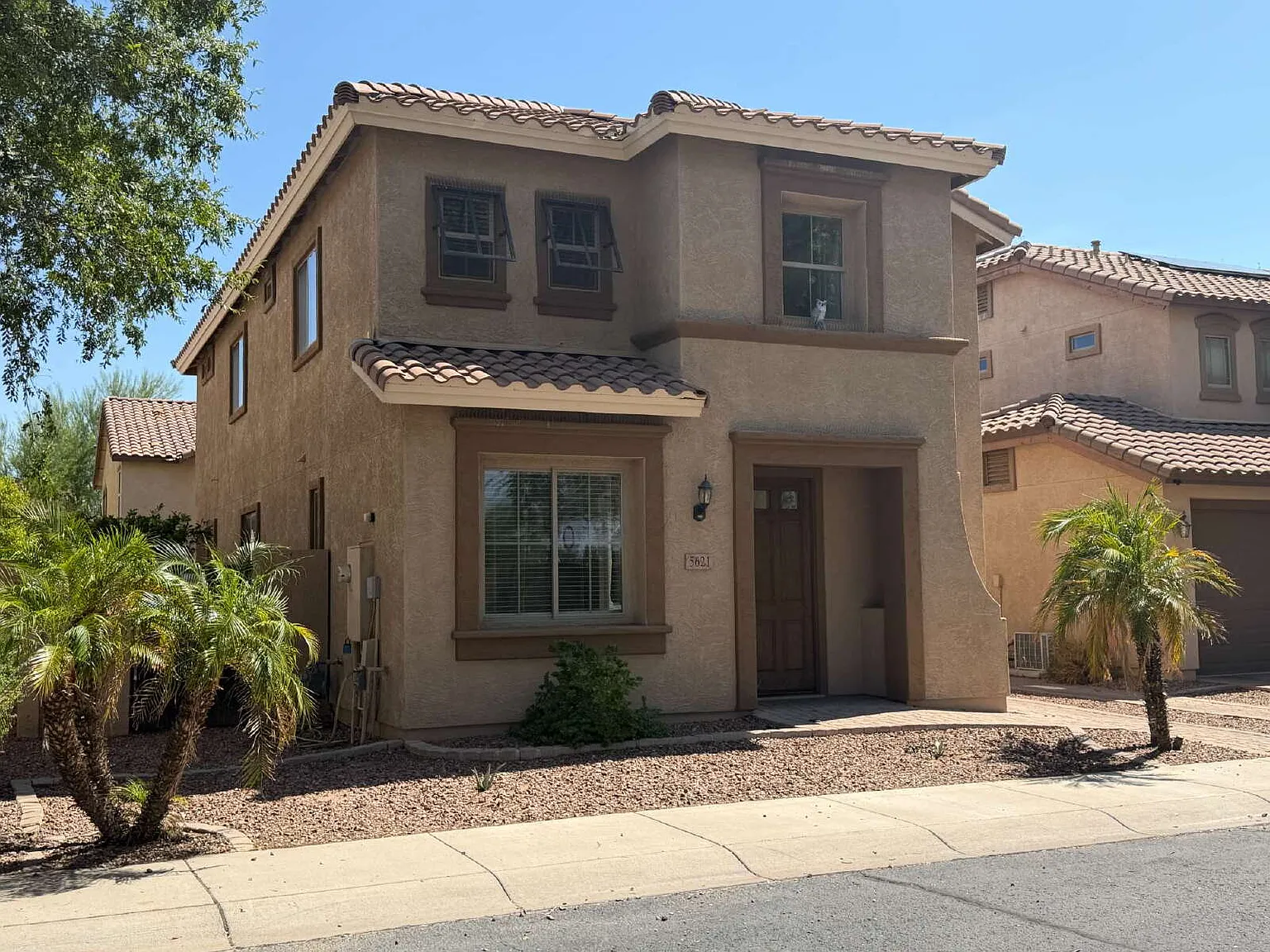 3 bed, 2.5 bath, 1984 sqft, $2,195 — Photo 3