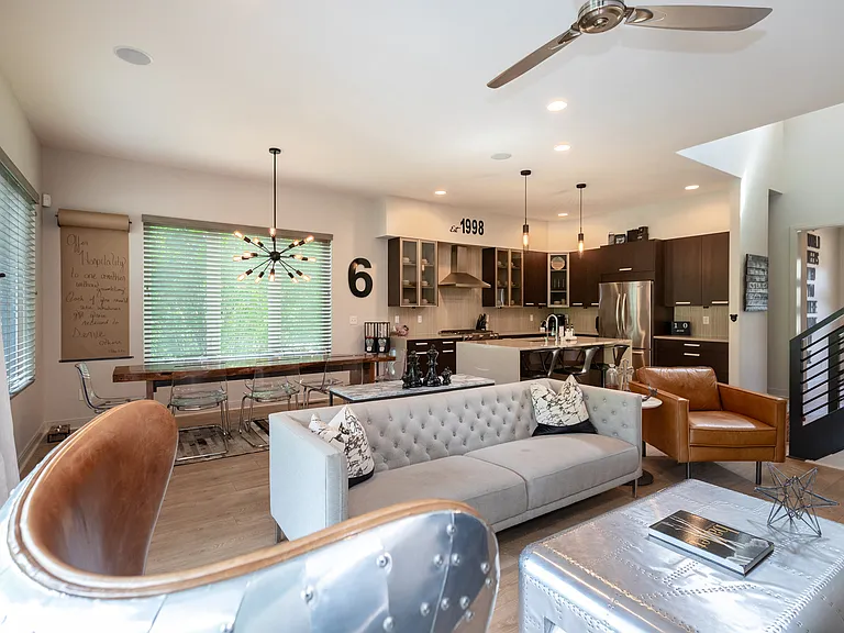 2604 Millie Ln — Photo 8
