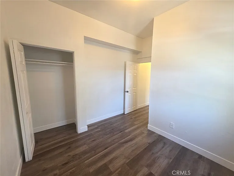 2223 E 2nd St #1 — Photo 12