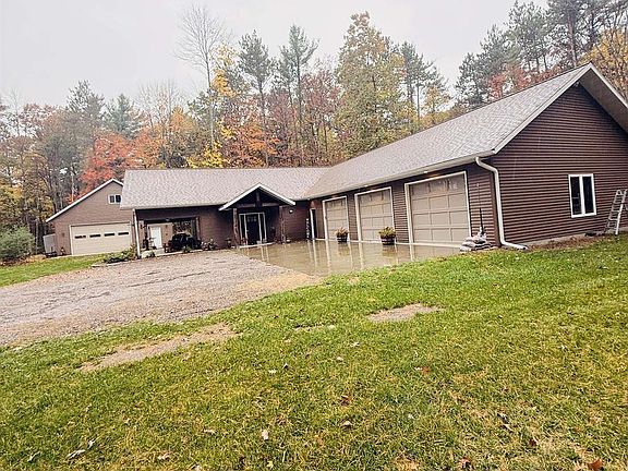 2nd image of 2426 LAKE ROAD