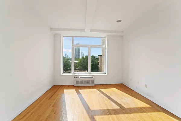 Rented by Vertical Real Estate LLC | media 4