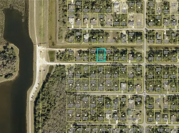 3310 38th St W, Lehigh Acres, FL 33971
