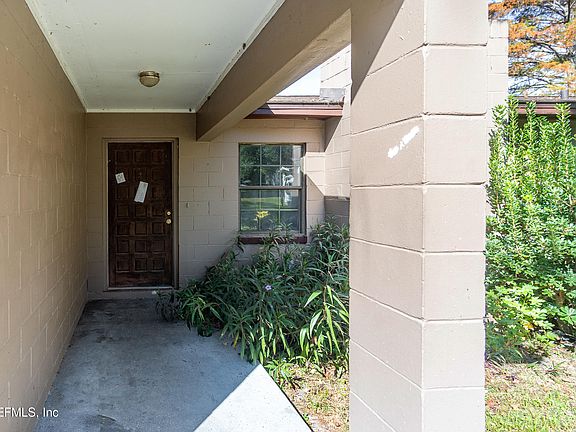 3rd image of 8657 PINE PARK Drive