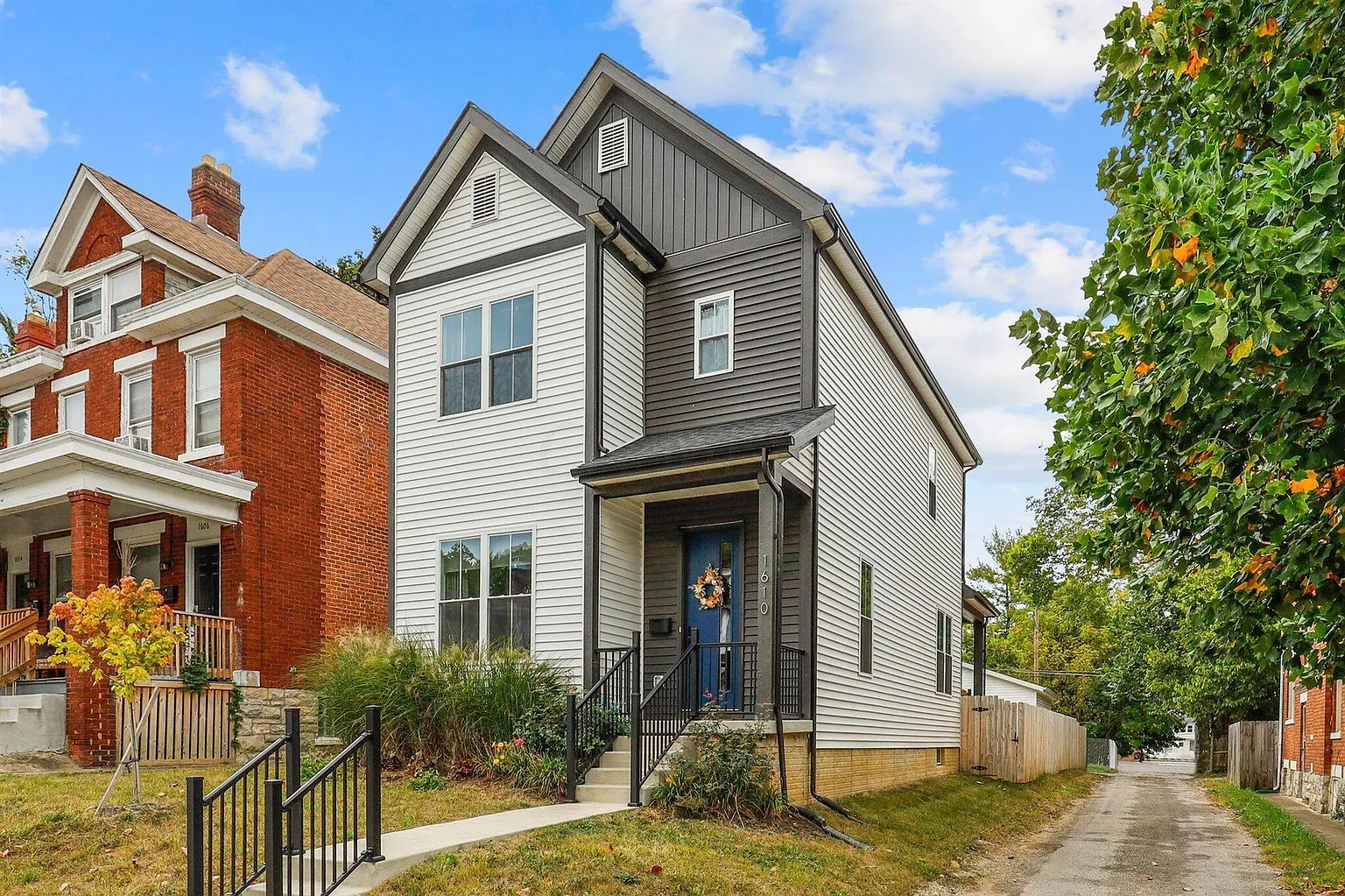 1610 Franklin Ave photo 1