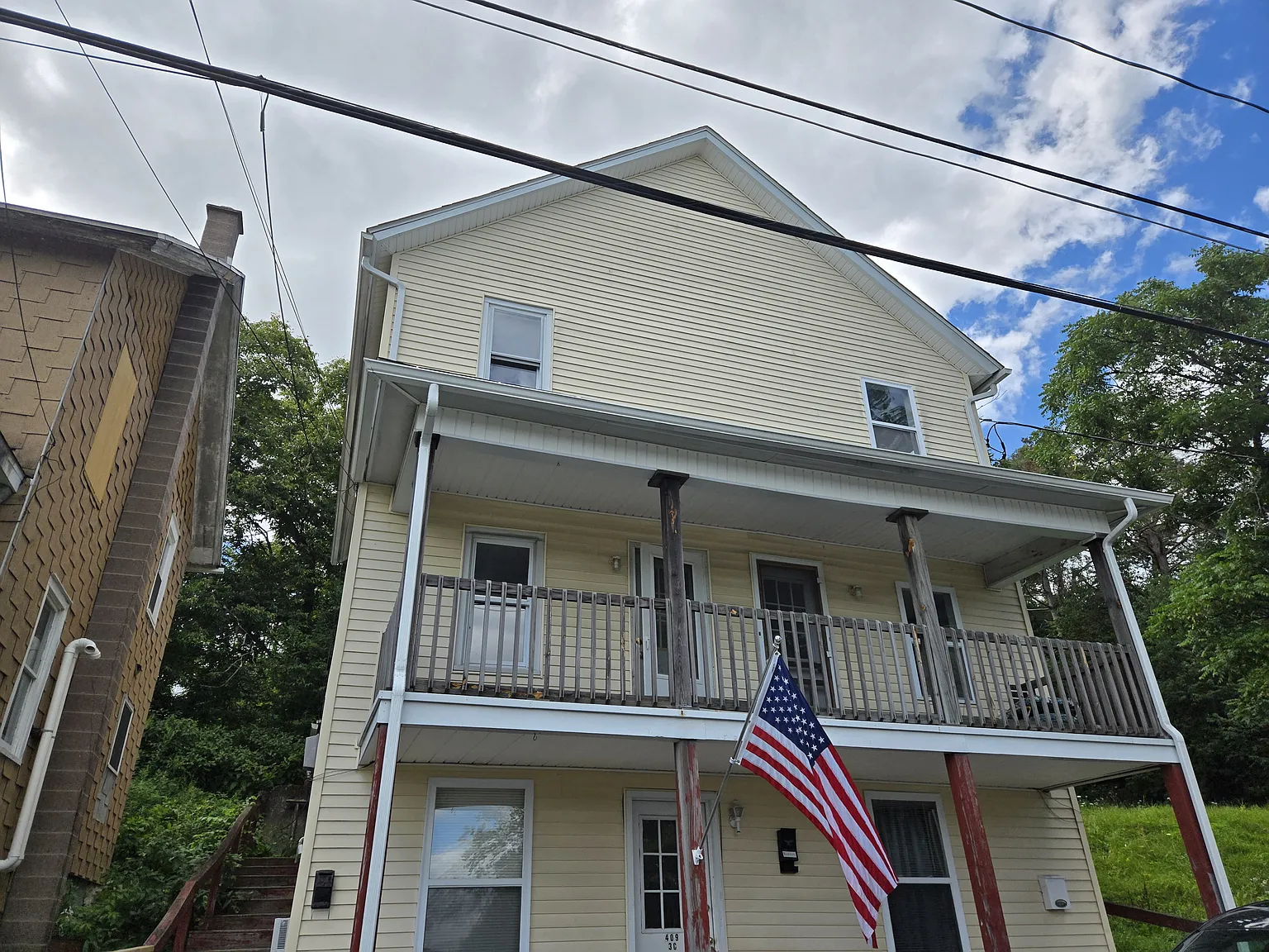 2 bed, 825 sqft, $1,275 — Photo 2