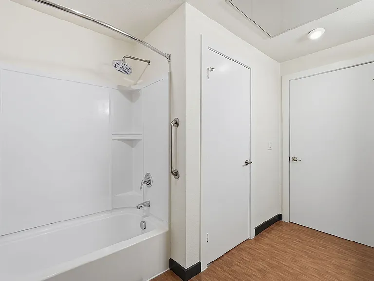 Elevate Your Urban Experience! Move in before the end of the month and get 10 weeks FREE Rent! — Photo 49