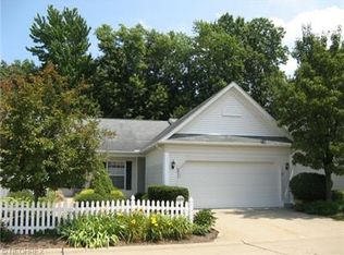 6911 Savannah Dr, North Ridgeville, OH 44039