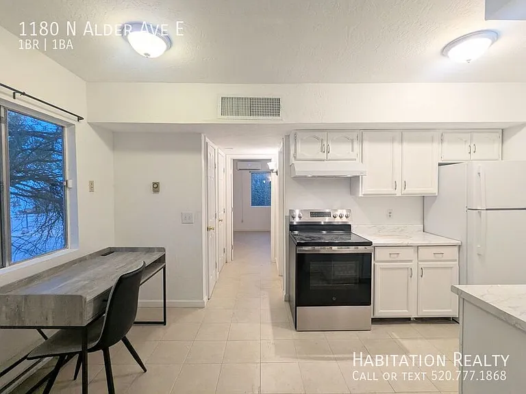 1180 N Alder Ave E — Photo 1