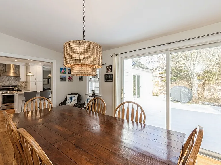 24 Woodland Ave — Photo 12