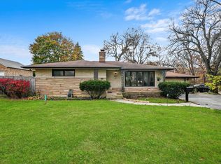 1709 33rd St, Zion, IL 60099